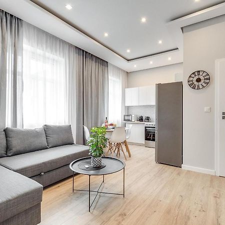 Central Platinum Apartments 28 Z Balkonem ريبنيك المظهر الخارجي الصورة